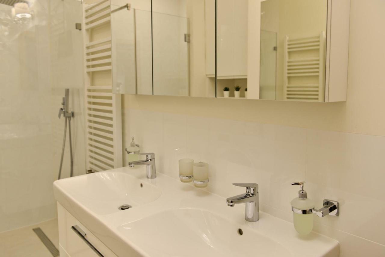 קרקוב La Gioia Elegant Spacious Apartment מראה חיצוני תמונה